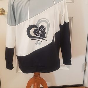 Nwot Womens hooded Raiders Shirt